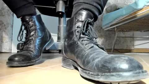 Pablo Meness online show from 11/09/25, 02:48