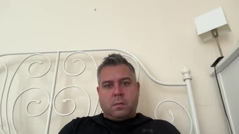 pabs197701 online show from 11/19/25, 09:31