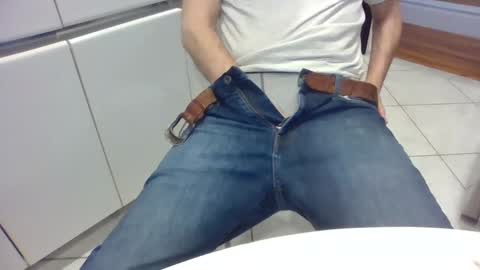 Snapshot of paco15000 chatting on 03/05/25, 08:21 Paco online show from 03/05/25, 08:21