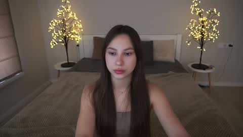 Snapshot of paigeprado chatting on 09/19/25, 12:39 Paige online show from 09/19/25, 12:39