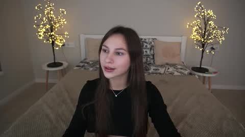 Snapshot of paigeprado chatting on 10/10/25, 01:10 Paige online show from 10/10/25, 01:10