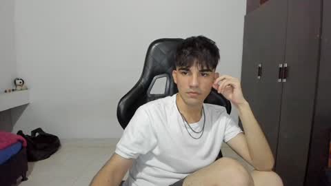 pakun_ online show from 12/20/24, 01:36