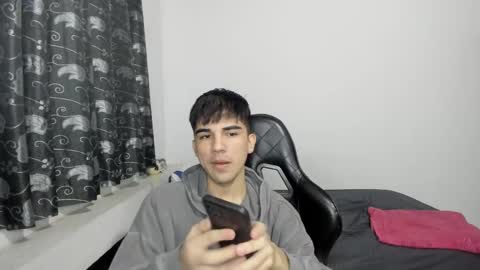 pakun_ online show from 02/10/25, 01:03