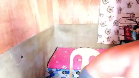 Snapshot of palaiyot143 chatting on 11/04/25, 05:06 palaiyot143 online show from 11/04/25, 05:06