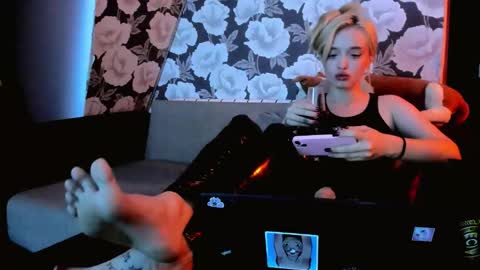 Snapshot of palmer_haze chatting on 11/13/25, 08:41 palmer_haze online show from 11/13/25, 08:41