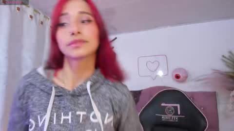 Snapshot of palmerfox_tay chatting on 10/19/25, 03:29 palmerfox_tay online show from 10/19/25, 03:29