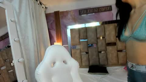 Snapshot of paloma_coquette chatting on 10/01/25, 11:05 PALOMA 3 online show from 10/01/25, 11:05