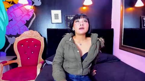 Snapshot of paloma_dior chatting on 10/18/25, 01:23 Paloma Dior online show from 10/18/25, 01:23