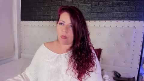 Snapshot of pamela_dimantis_ chatting on 02/03/25, 10:14 Pamela online show from 02/03/25, 10:14