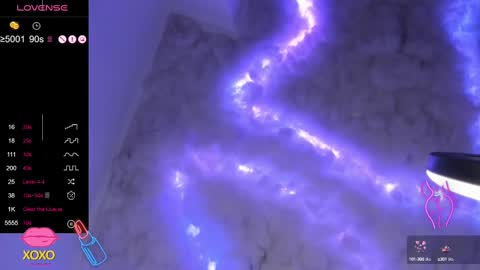 Snapshot of pamela_dimantis_ chatting on 02/16/25, 07:04 Pamela online show from 02/16/25, 07:04