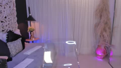 pamela online show from 10/25/25, 04:20