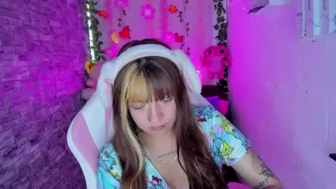 Snapshot of pamelajhonsom chatting on 01/28/25, 07:21 pamelajhonsom online show from 01/28/25, 07:21