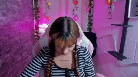 Snapshot of pamelajhonsom chatting on 10/28/25, 02:20 pamelajhonsom online show from 10/28/25, 02:20