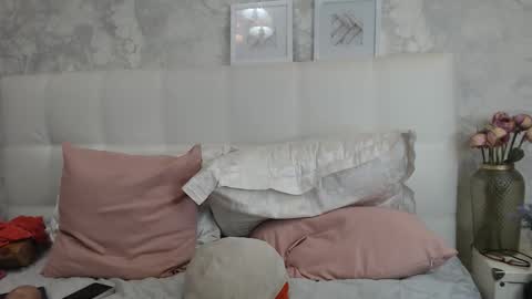 Pamella online show from 09/14/25, 07:13