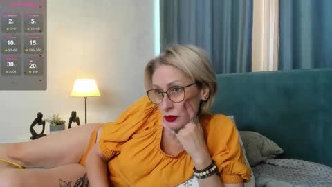 pamellamurphy online show from 10/22/25, 07:41