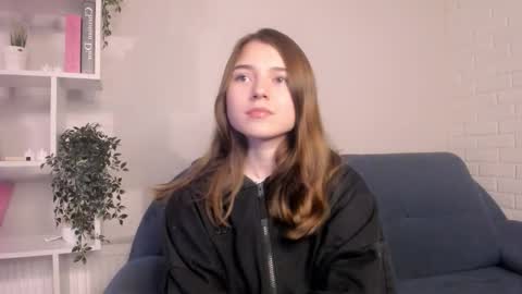Snapshot of pamilarakestraw chatting on 09/23/25, 06:33 daniella online show from 09/23/25, 06:33