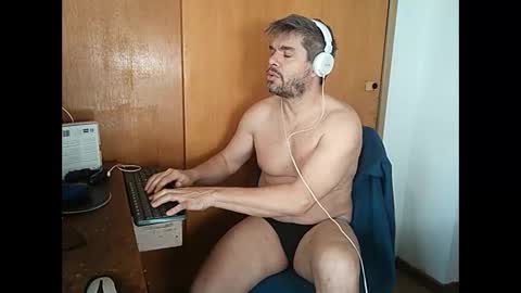 Pancho Madrid online show from 09/30/25, 11:37