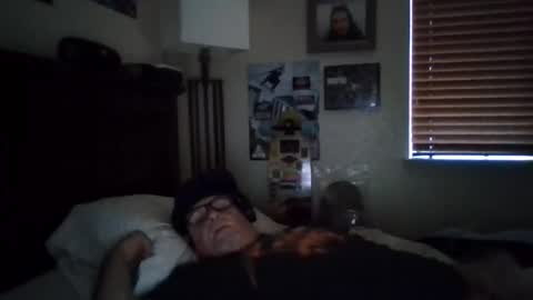 panos online show from 10/24/25, 07:10