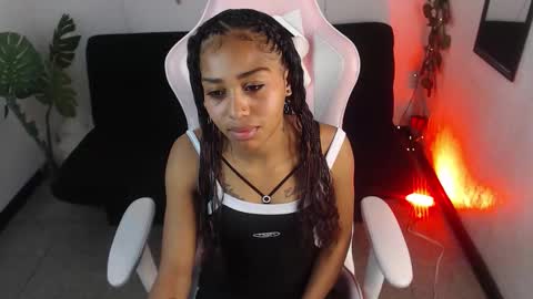 Snapshot of panter_sex chatting on 10/16/25, 02:01 panter_sex online show from 10/16/25, 02:01