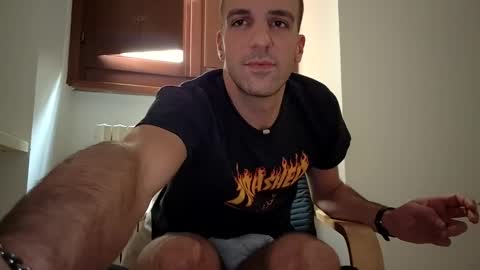 Snapshot of paoloste chatting on 10/26/25, 11:27 paoloste online show from 10/26/25, 11:27