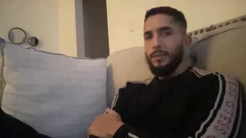 papicubano_guapo23cm online show from 10/09/25, 05:49