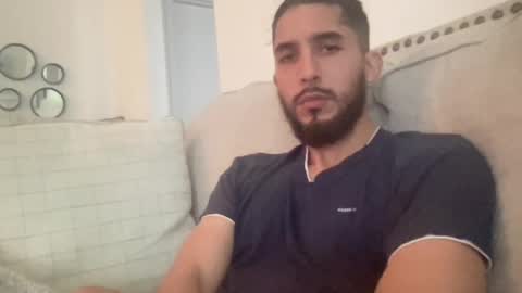 papicubano_guapo23cm online show from 10/25/25, 05:19