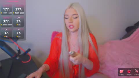 Snapshot of paradise_for_you_ chatting on 10/19/25, 03:18 Victoria online show from 10/19/25, 03:18