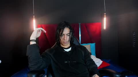 paranoidtemptaion_ online show from 02/15/25, 12:33