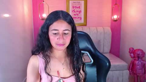 Snapshot of paris_1sub chatting on 09/16/25, 12:50 Paris 1sub online show from 09/16/25, 12:50