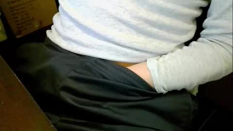 Snapshot of partyboy_ chatting on 10/30/25, 06:08 Partyboy online show from 10/30/25, 06:08