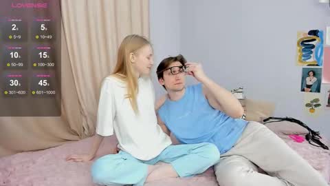 Snapshot of passionbond chatting on 10/07/25, 01:30 We Katrin and Moris online show from 10/07/25, 01:30