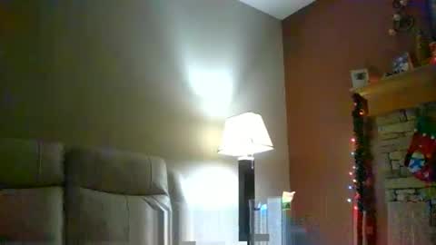 Snapshot of passporttraveler1 chatting on 01/16/25, 01:27 passporttraveler1 online show from 01/16/25, 01:27