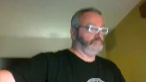 Snapshot of passporttraveler1 chatting on 10/23/25, 12:54 passporttraveler1 online show from 10/23/25, 12:54