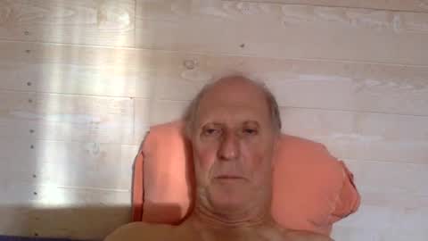 Snapshot of patibulaire1912 chatting on 12/27/24, 07:08 Pati24 online show from 12/27/24, 07:08