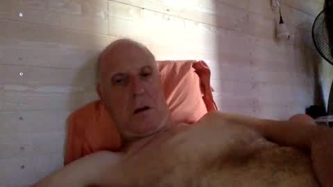 Snapshot of patibulaire1912 chatting on 01/11/25, 06:45 Pati24 online show from 01/11/25, 06:45