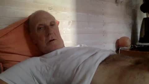 Snapshot of patibulaire1912 chatting on 01/21/25, 04:32 Pati24 online show from 01/21/25, 04:32