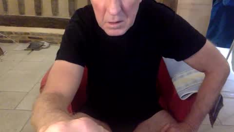 Snapshot of patibulaire1912 chatting on 02/08/25, 12:06 Pati24 online show from 02/08/25, 12:06