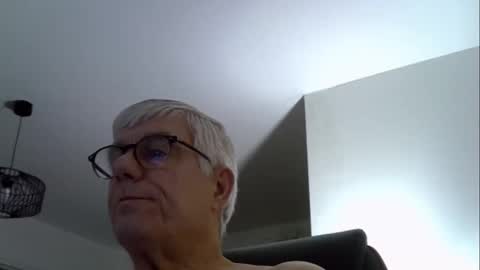 patrick5275 online show from 11/22/25, 06:12