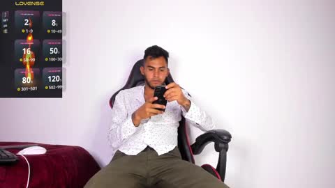 Snapshot of patrick_hot69 chatting on 03/03/25, 01:31 patrick_hot69 online show from 03/03/25, 01:31