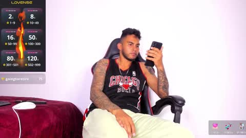 Snapshot of patrick_hot69 chatting on 03/03/25, 04:36 patrick_hot69 online show from 03/03/25, 04:36