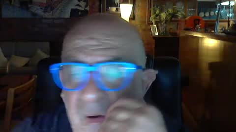 Snapshot of patvac chatting on 12/26/24, 12:49 patvac online show from 12/26/24, 12:49