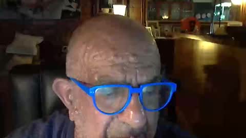 Snapshot of patvac chatting on 01/13/25, 12:45 patvac online show from 01/13/25, 12:45
