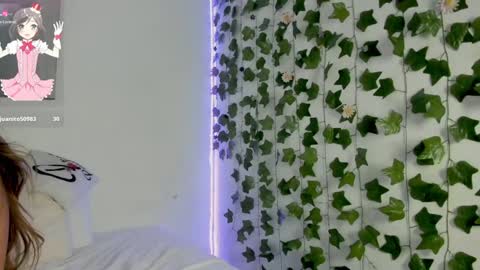 Snapshot of pau_delima__ chatting on 12/24/24, 02:43 paulina online show from 12/24/24, 02:43