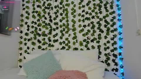 Snapshot of pau_delima__ chatting on 09/17/25, 01:51 paulina online show from 09/17/25, 01:51