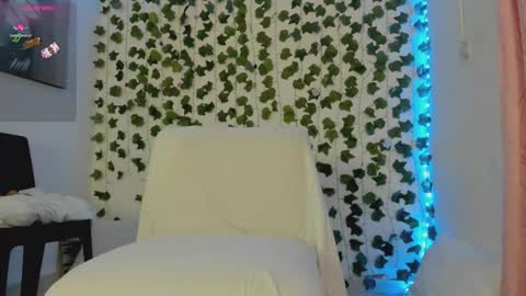 Snapshot of pau_delima__ chatting on 10/08/25, 07:00 paulina online show from 10/08/25, 07:00