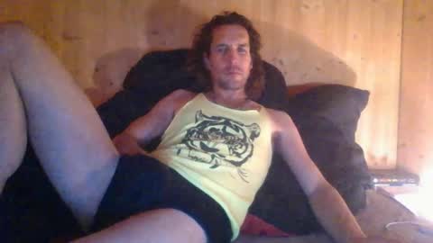 Snapshot of paueriwan chatting on 12/29/24, 08:58 paueriwan online show from 12/29/24, 08:58