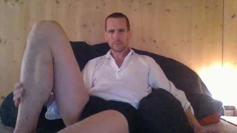 Snapshot of paueriwan chatting on 03/06/25, 10:41 paueriwan online show from 03/06/25, 10:41