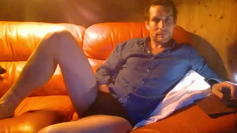 Snapshot of paueriwan chatting on 11/08/25, 09:57 paueriwan online show from 11/08/25, 09:57