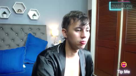 Snapshot of paul_myller chatting on 11/01/25, 03:52 PAUL MYLLER online show from 11/01/25, 03:52