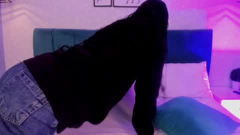 Snapshot of paulacastilla chatting on 11/13/25, 12:26 Pau online show from 11/13/25, 12:26